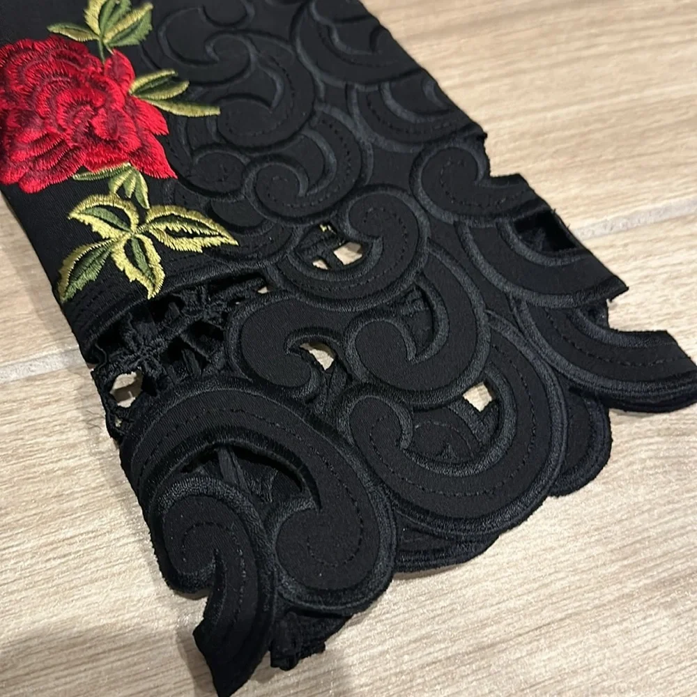 Beautiful suit set rose flowers appliqué Size Small Sunning blazer and skirt - Picture 5 of 14